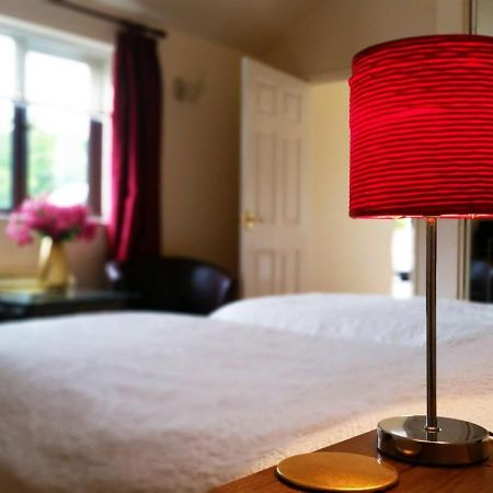Miltons Country Lodge Lower Langford Экстерьер фото